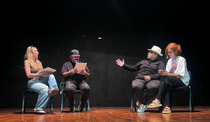 Okan Karacan “Yanlış Anladın Şekerim” adlı oyunuyla 2025 – 2026 Sezonuna Damga Vurmaya Geliyor!