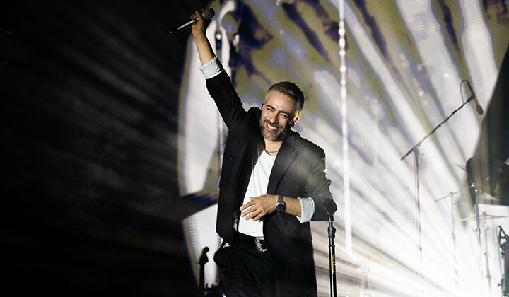 Resul Dindar muhteşem performansıyla İstanbul’u salladı…