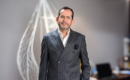 Robotik Kalça Protezinde Yeni Dönem: Doç. Dr. Ata Can’dan Hastalara Özel Cerrahi Planlama