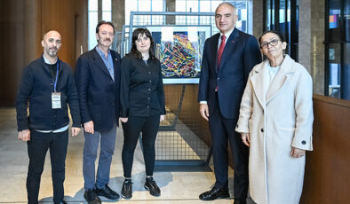 AKM’de Büyük İlgi Gören Sergi: “Renklerin Sessiz Dili: Sanat İyileştirir”