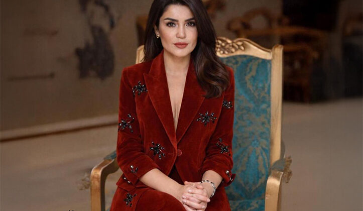 Ünlü şarkıcı Esra Öztürk’ten bir ilk: Dikey klip