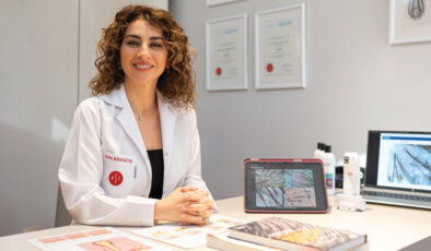 Saç Kökleri Gece Yenilenir: Saç Serumu Kullanmak Neden Önemlidir? Evrim Bayraktar Anlatıyor