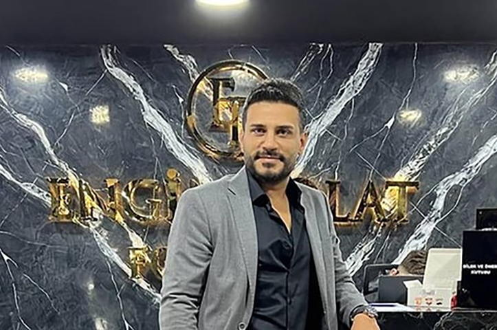 Engin Polat, İstanbul’un popüler eğlence mekanlarından Villa Hall Club İstanbul’da objektiflere yansıdı.