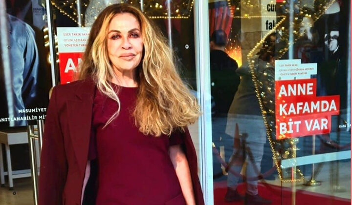 Gül Erda’dan “Anne Kafamda Bit Var” Galasına Anlamlı Katılım