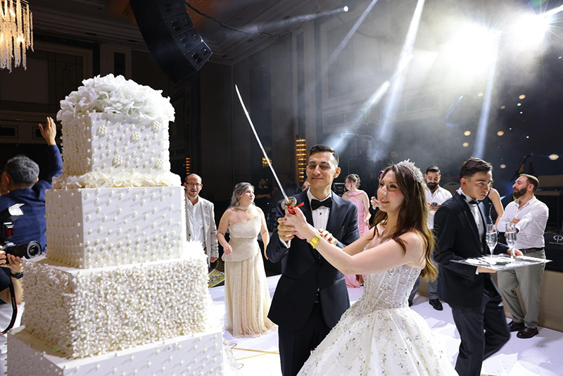 For Costume Ailesinin Mutlu Günü